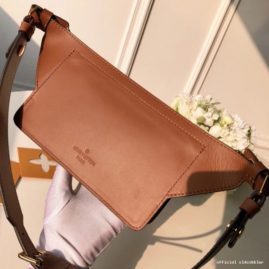Official oldcobbler Spring Louis Belt Vuitton Show） Bag（2019 0806